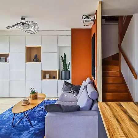Apt With Terrace Close To Presqu'ile *